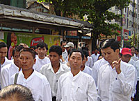 White_Sunday_88_leaders_200.jpg White_Sunday_88_leaders_200.jpg