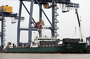 N_Korea_ship_305px.jpg N_Korea_ship_305px.jpg