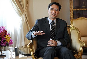 abhisit_thai_305_z.jpg abhisit_thai_305_z.jpg
