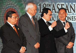 asean-wanna-maung-lwin-rosario-305-z asean-wanna-maung-lwin-rosario-305-z