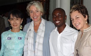 assk-emma-thompson-305