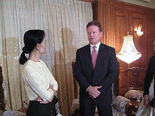 assk_jim_webb2_305px assk_jim_webb2_305px