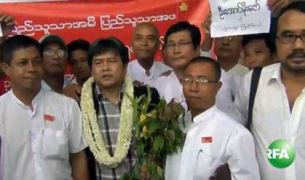aung-moe-zaw-b305