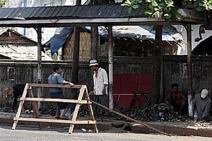 bomb_hledan_clean_305px.jpg