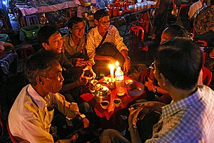 candle_tea_shop_305px.jpg candle_tea_shop_305px.jpg