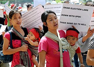 india_demo_elect_law_305px.jpg india_demo_elect_law_305px.jpg