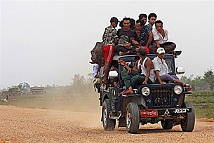 nargis_jeep_305px.jpg nargis_jeep_305px.jpg
