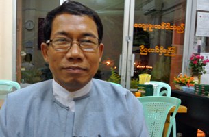 dr-aye-maung-b305 dr-aye-maung-b305