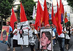 election_boycott_japan_305_z