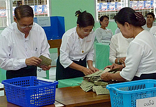 election_vote_count_305_z.png election_vote_count_305_z.png