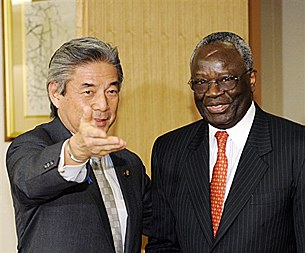 gambari_nakasone_305px.jpg gambari_nakasone_305px.jpg