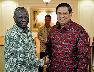 gambari_yudhoyono_08_305px.jpg