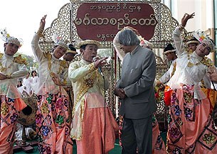 india_president_mandalay_305_z