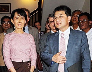 joseph_yun_assk_305_z.png joseph_yun_assk_305_z.png