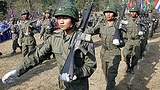 karen_parade_305_z