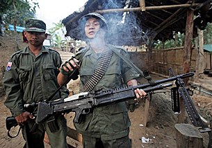 karen_soldiers_305_z.jpg karen_soldiers_305_z.jpg