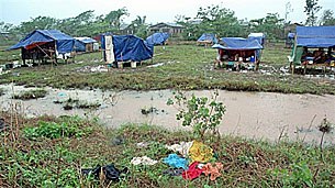 nargis_tents_305px.jpg nargis_tents_305px.jpg