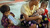 nargis_victim_family_305px.jpg