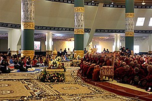 naypyidaw_ceremony_305px.jpg
