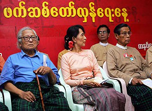 nld_66th_anti-facist_anniversary_305_z nld_66th_anti-facist_anniversary_305_z