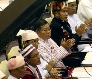 parliament-ethnics-305 parliament-ethnics-305