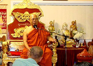 penang-monk penang-monk
