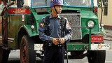 police_bus_305px.jpg