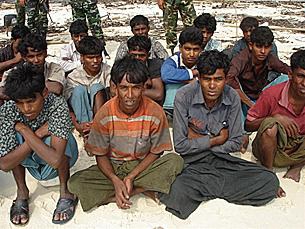 rohingya_group_305px.jpg rohingya_group_305px.jpg
