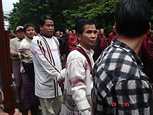saffron_zomi_305_z.jpg saffron_zomi_305_z.jpg