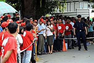 singapore_voting_A_305px.jpg