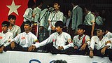 suu_kyi_88_speech_305px.jpg