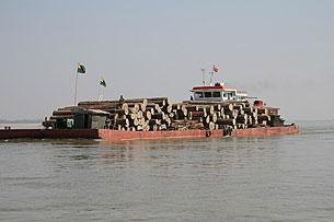 teak_barge_305px.jpg teak_barge_305px.jpg