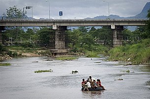 thai_border_bridge_305_z thai_border_bridge_305_z