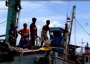 thai_fishing_boat_migrant_worker2_305_z.jpg thai_fishing_boat_migrant_worker2_305_z.jpg