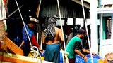 thai_fishing_boat_migrant_worker3_305_z.jpg
