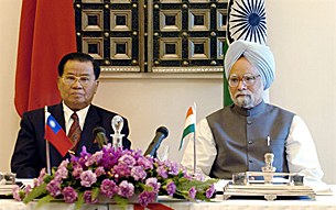 than_shwe_singh_305px than_shwe_singh_305px