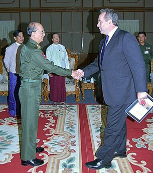 thein_sein_campbell_305_z.jpg