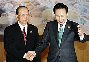 thein_sein_lee_myung-bak_305px.jpg thein_sein_lee_myung-bak_305px.jpg