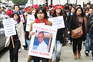 wai_hnin_pwint_thone_burma_campaign_uk_305_z.png wai_hnin_pwint_thone_burma_campaign_uk_305_z.png