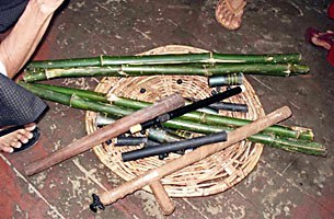 weapons_305px.jpg weapons_305px.jpg