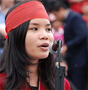 zoya_phan_burma_campaign_305_z.jpg zoya_phan_burma_campaign_305_z.jpg