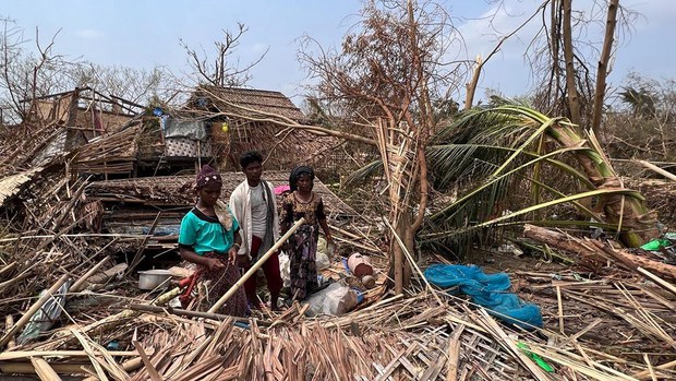 မိုခါမုန်တိုင်းသင့်ဒေသ ပြန်လည်ထူထောင်ရေး အားစိုက်လုပ်ဆောင်ဖို့လိုအပ် မိုခါမုန်တိုင်းသင့်ဒေသ ပြန်လည်ထူထောင်ရေး အားစိုက်လုပ်ဆောင်ဖို့လိုအပ်