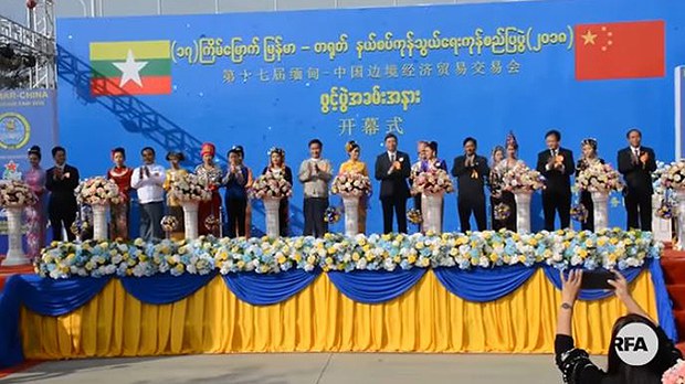 china-myanmar-trade-show-622.jpg