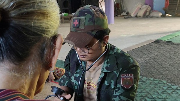 ဆရာဝန်တစ်ယောက်ရဲ့ တော်လှန်ရေးခရီးကြမ်း