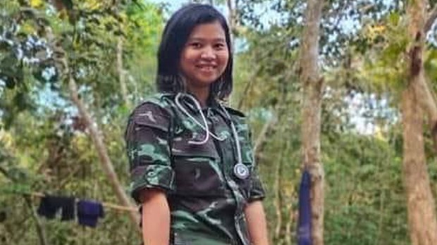 ရှေ့တန်းစစ်မြေပြင်က အမျိုးသမီးသူနာပြု