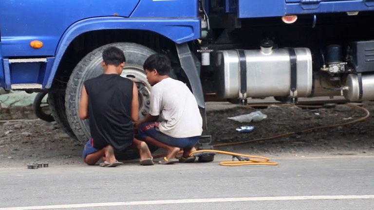 kalay-car-3.jpg