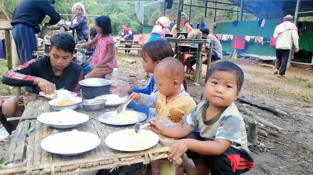 ဖရူဆိုအနောက်ခြမ်းက စစ်ဘေးဒုက္ခသည်တွေ အငတ်ဘေးဆိုက်နေ ဖရူဆိုအနောက်ခြမ်းက စစ်ဘေးဒုက္ခသည်တွေ အငတ်ဘေးဆိုက်နေ