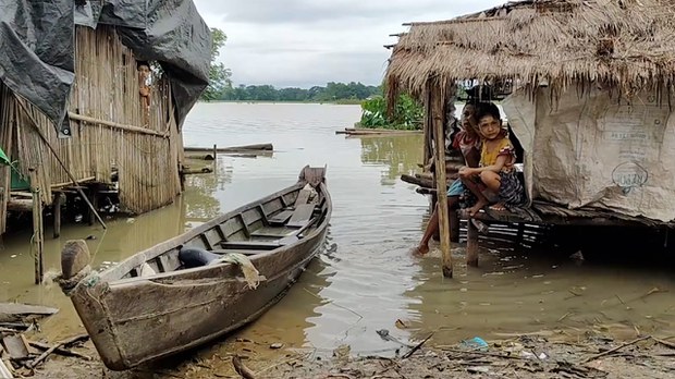 ပုစွန်မြောင်း စစ်ဘေးဒုက္ခသည်တွေ အကူအညီလိုအပ်