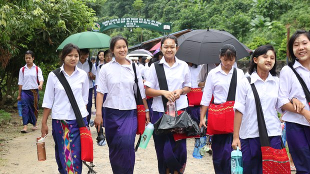 လိုင်ဇာ KIO အထက်တန်းကျောင်းမှာ ကျောင်းအပ်သူ သုံးဆကျော်တိုးလာ လိုင်ဇာ KIO အထက်တန်းကျောင်းမှာ ကျောင်းအပ်သူ သုံးဆကျော်တိုးလာ