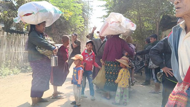 မီးရှို့လုယက်ခံရတဲ့မြောင်နယ်က အမျိုးသမီးတွေရဲ့ကိုယ်တွေ့